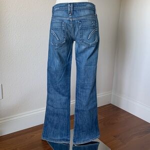 Joe’s bootcut jeans size 26